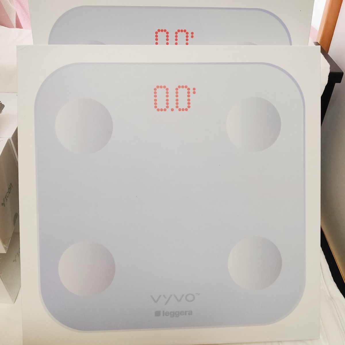 VYVO スマートウォッチ ICON leggera 体重計 マグネット式 メッシュ