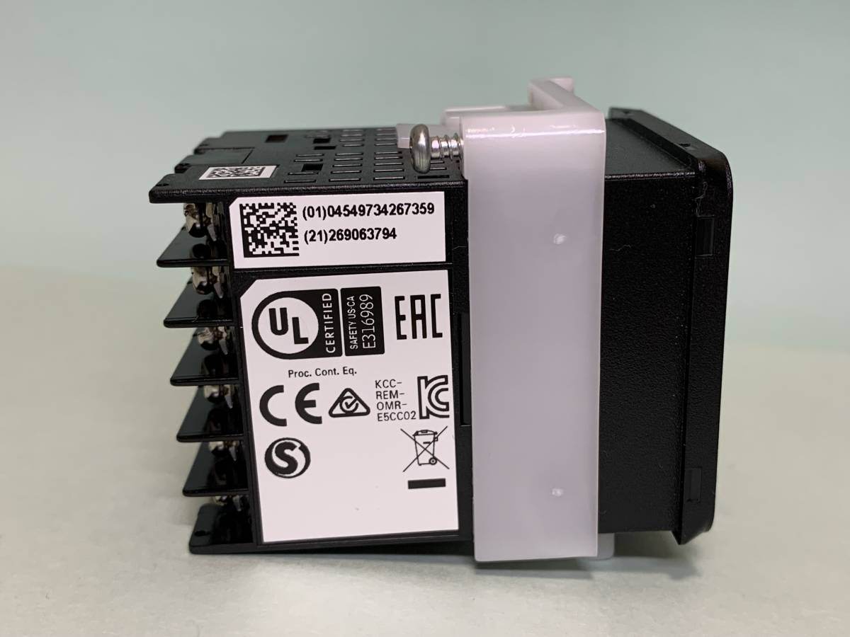 オムロン omron 温度調節器 E5CC-QX2ASM-001 新品・未