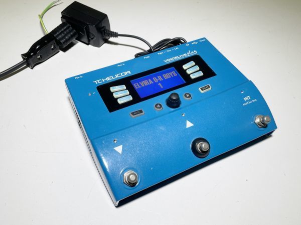 TC HELICON VOICELIVE play ボーカルエフェクター 電源アダプター付