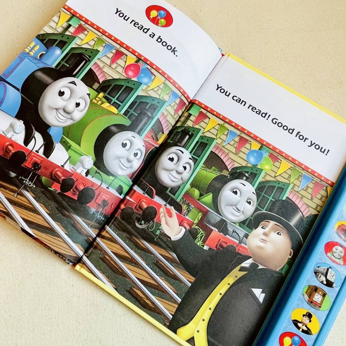 新品 英語絵本 洋書 知育玩具 きかんしゃトーマス thomas,,,,,,,,, . . 新品 英語絵本 洋書 知育玩具 きかんしゃトーマス thomas,,,,,,,,, . .