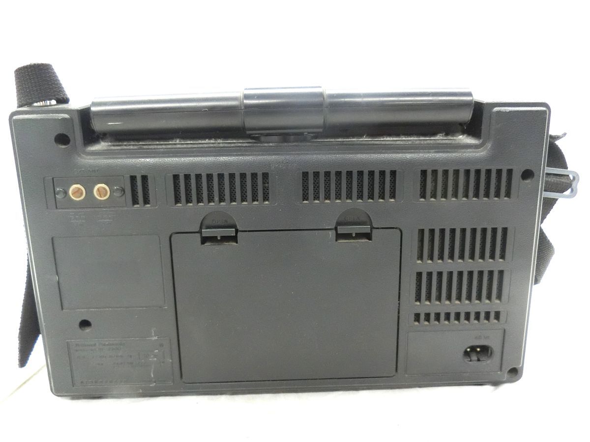 1000円スタート BCLラジオ National Panasonic ナショナルパナソニック COUGAR クーガー MODEL NO.RF-2200 オーディオ機器 BB30030_画像4