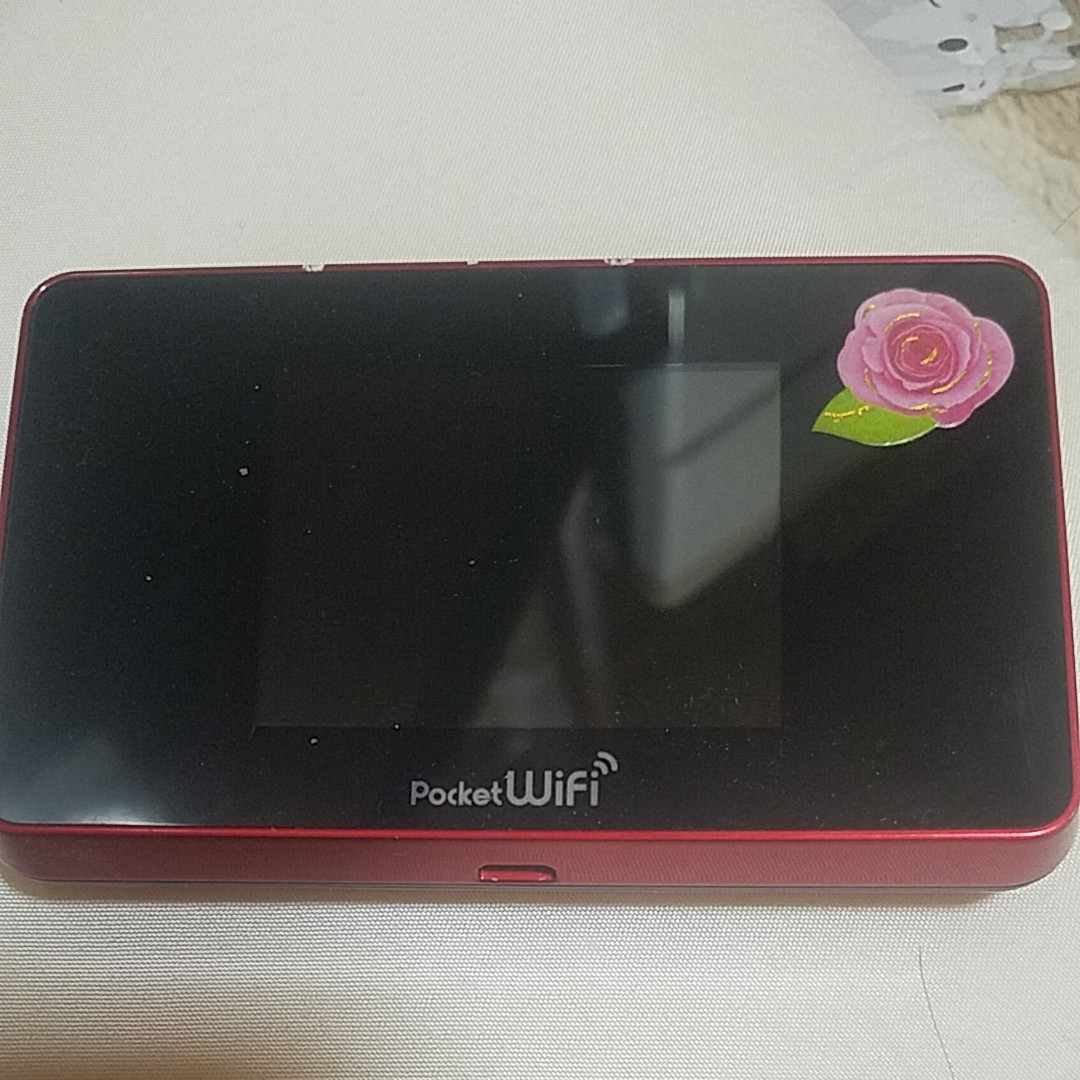 Pocket WiFi　 Pocket　花シール外してます　※simカード抜いてます