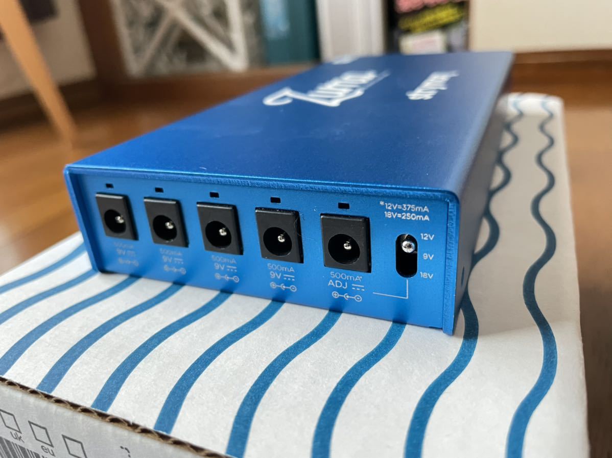 strymon | Zuma R300 | ハイ・パワーサプライ・ユニット | 製品 strymon | Zuma R300 | ハイ・パワーサプライ・ユニット | 製品