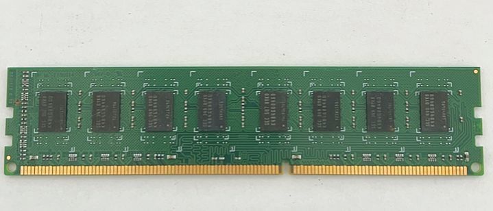 ★送料無料★TIMETEC 2R×8 DDR3L 1600 8GB×1 デスクトップ 等用メモリ★動作品★ML40_画像3