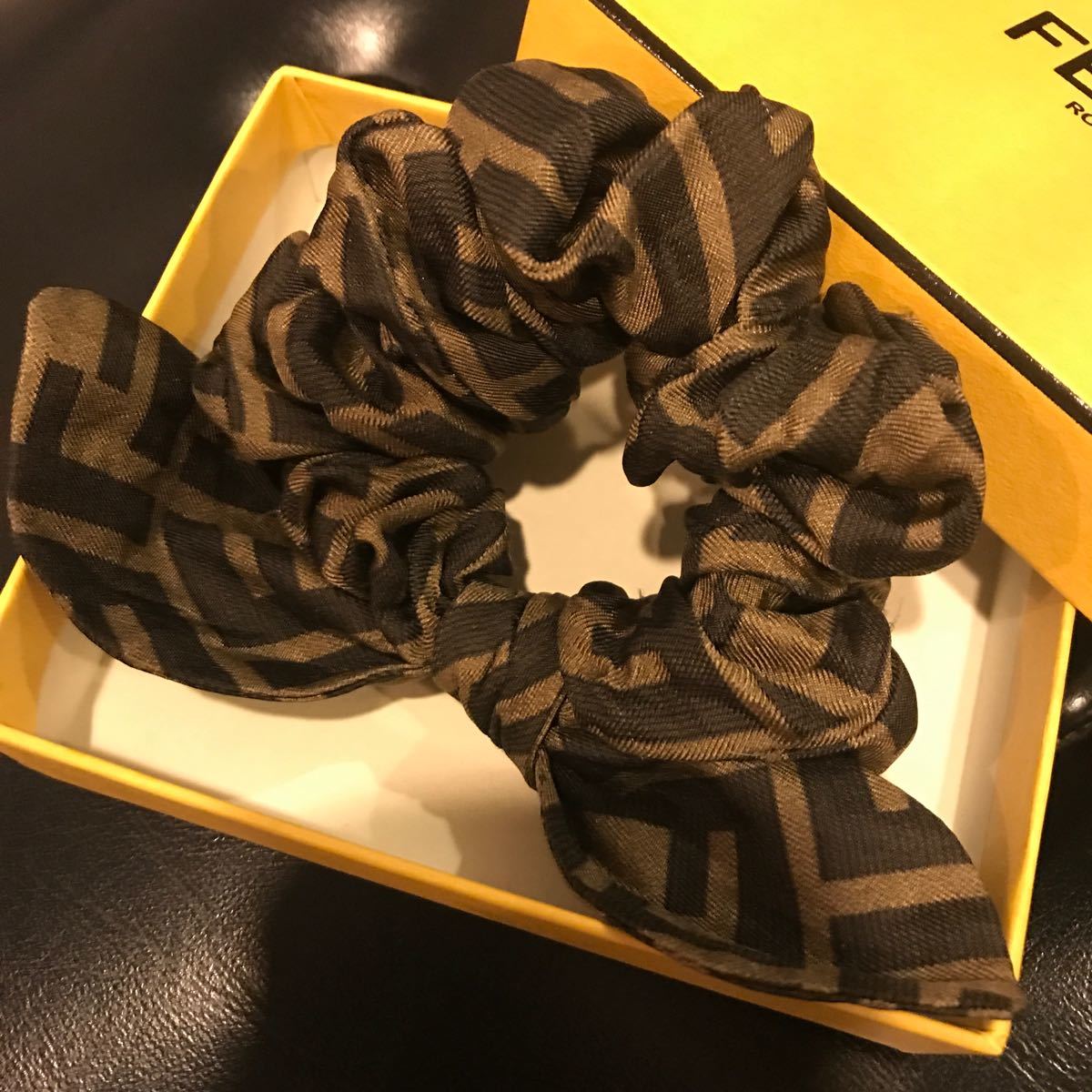 フェンディ シュシュ ヘアゴム FENDI シルク 最終価格|Yahoo フェンディ シュシュ ヘアゴム FENDI シルク 最終価格|Yahoo