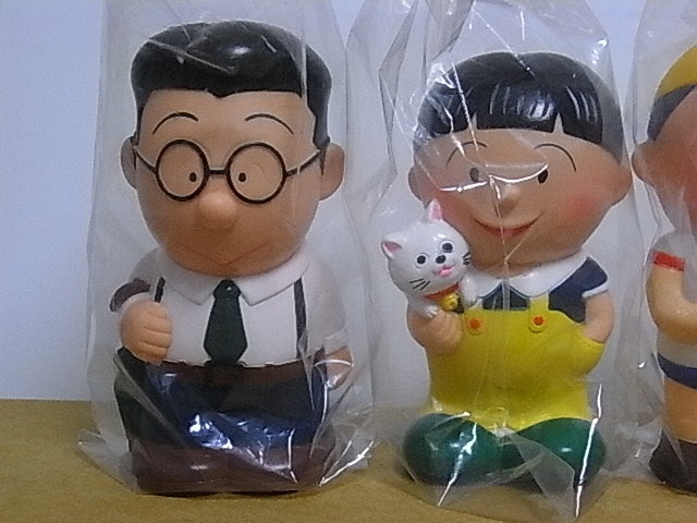 サザエさんソフビ貯金箱・長谷川町子・計8個 オマケあり ビンテージ サザエさんソフビ貯金箱・長谷川町子・計8個 オマケあり ビンテージ