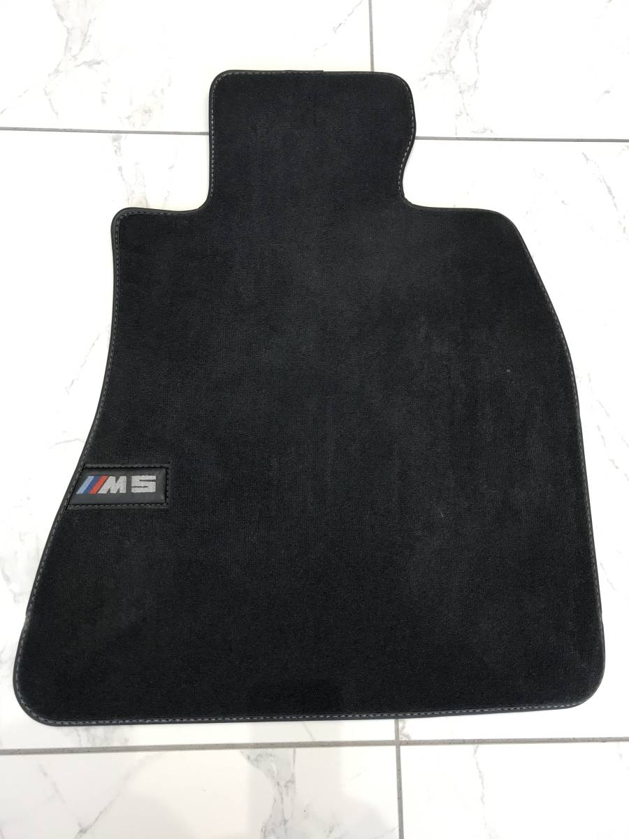  original BMW M5 competition right H floor mat 4 point set control N0401-006