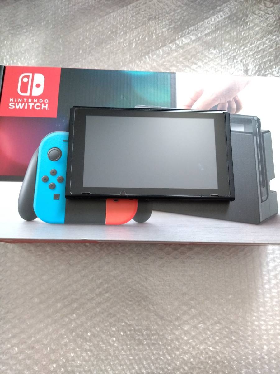 ●任天堂 Nintendo Switch ニンテンドー スイッチ 初期型 本体のみ 中古 動作確認済み 送料無料●