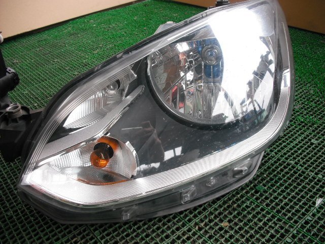 『B72』AACHY,CHY,VW UP,ムーブ アップ,左右 ヘッドライト,HID,d52z_画像2