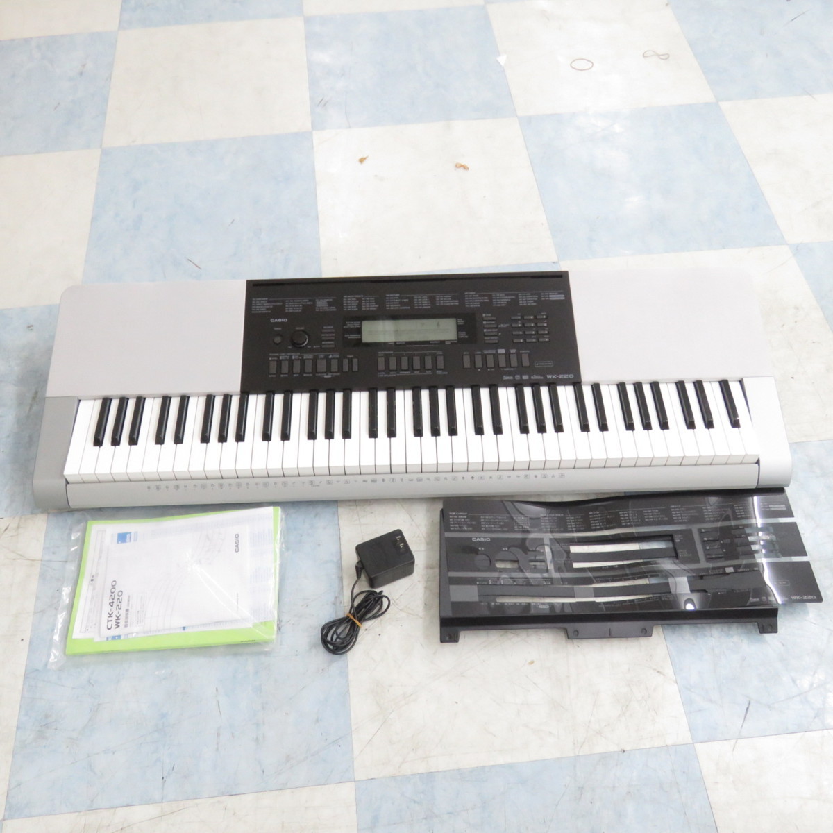 ヤフオク! - 【中古品】CASIO カシオ 電子キーボード WK-220...
