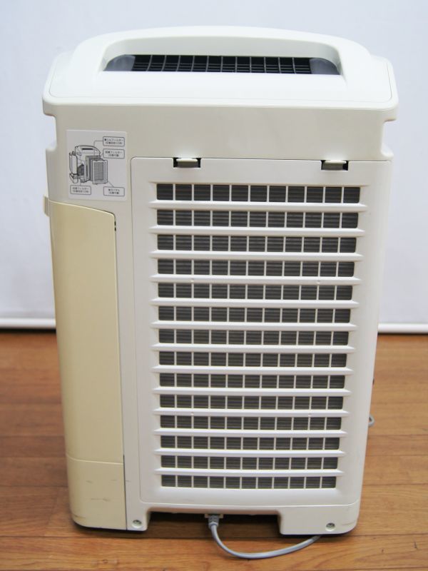 ☆【SHARP】シャープ　USED　◆　加湿空気清浄機　プラズマクラスター7000　2011年製　（KC-Z45-W）◆◎管理21G017_画像3