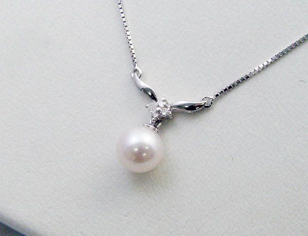 今年も話題の 送料無料 誕生石6月 新品 本真珠DIA付揺れるドレスネックレス