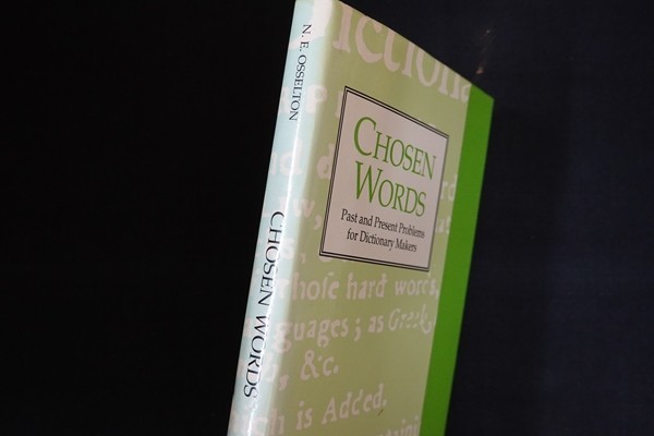 ad27/■洋書 Chosen Words Past and Present Problems for Dictionary Makers 選ばれた言葉 辞書製作者の過去と現在の問題　N.E. Osselton_画像2