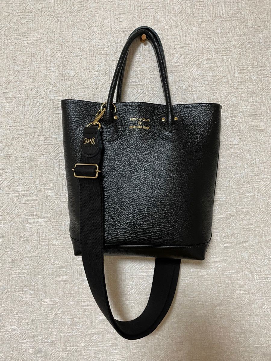 YOUNG & OLSEN/ヤングアンドオルセン】ストラップ付レザートートバッグ