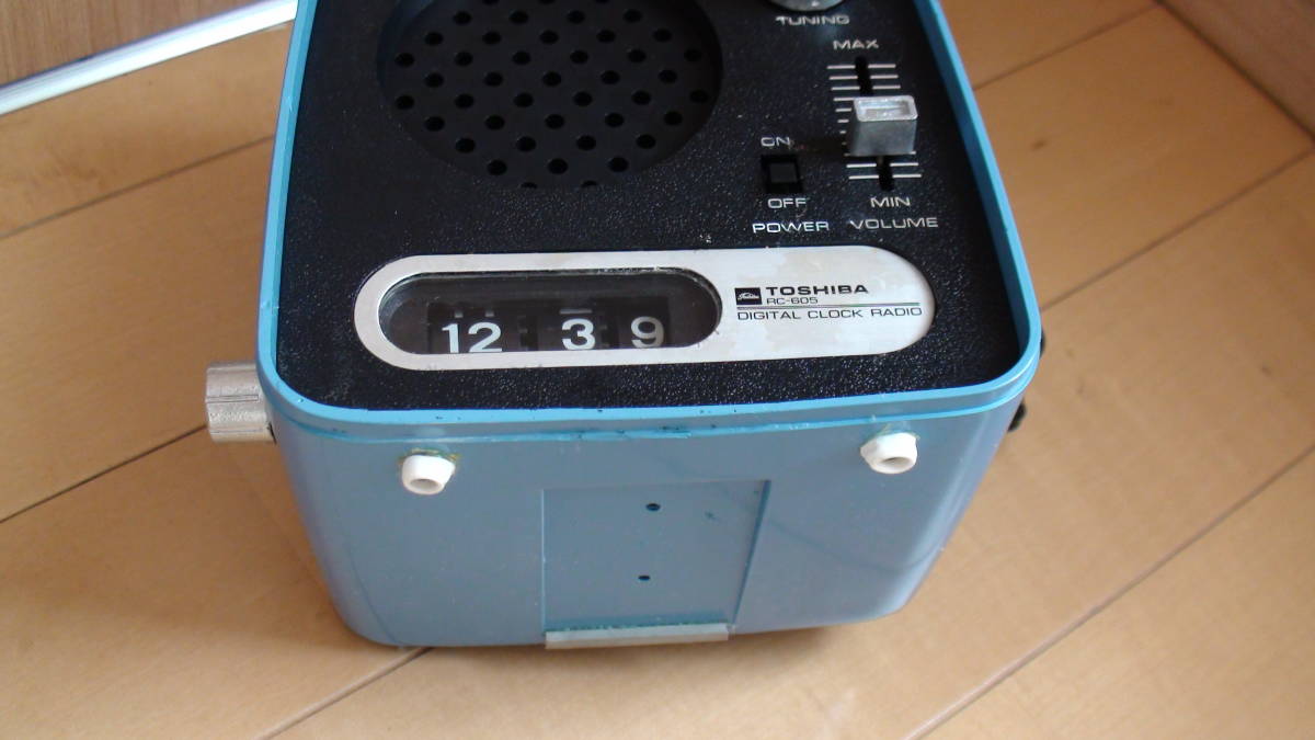 ◆東芝◆デジタルクロックラジオ　RC-605　(50Hz)◆目覚ましラジオとしての機能はありません。ラジオ（AM）と時計は独立して動作します_画像6