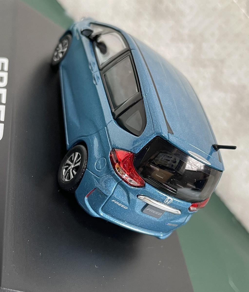 ホンダ フリード FREED カラーサンプル 1/43 非売品 希少 ディーラー ホンダ フリード FREED カラーサンプル 1/43 非売品 希少 ディーラー