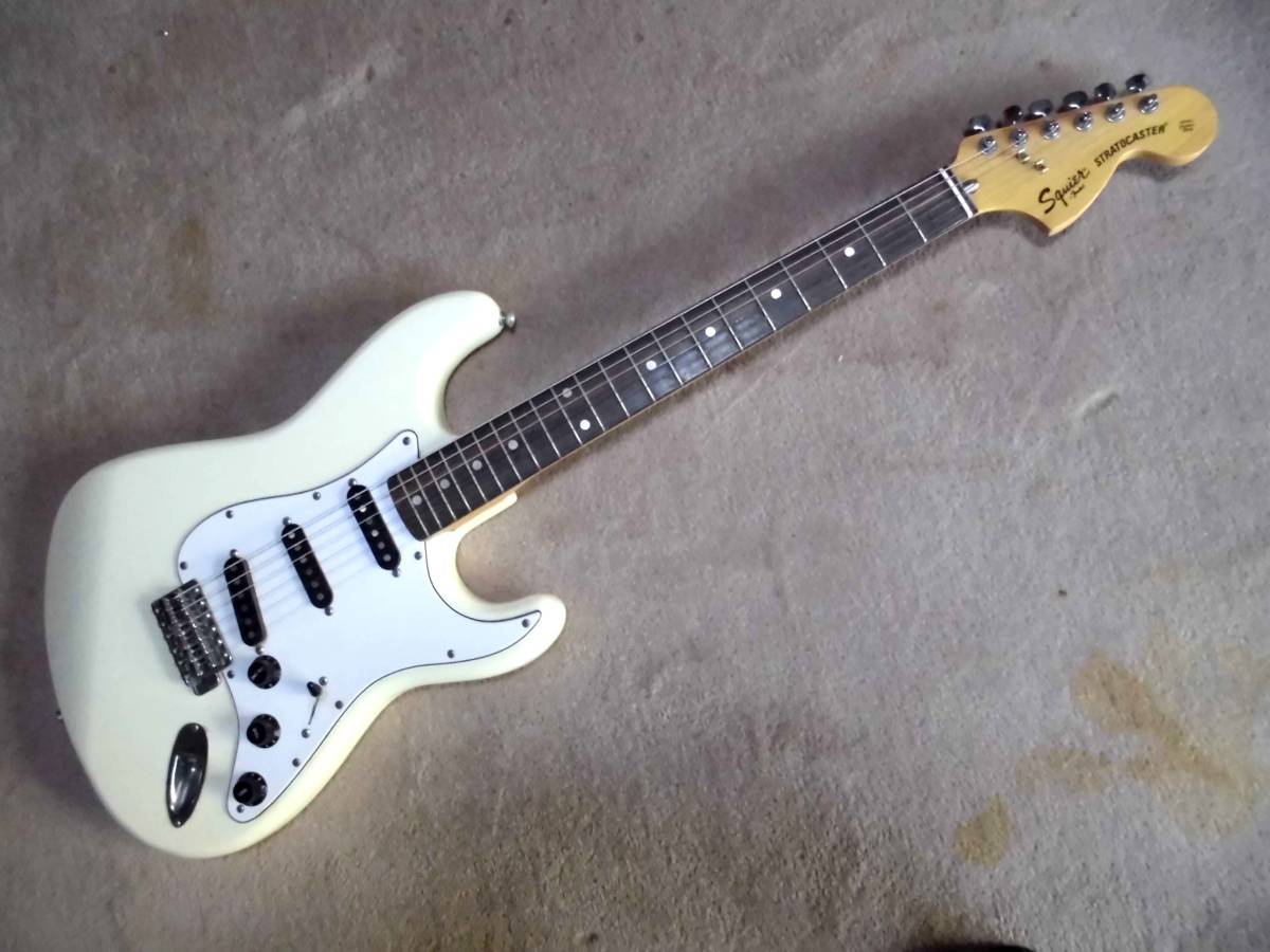 年代フジゲン製 Squier by Fender Stratocaster スクワイヤー