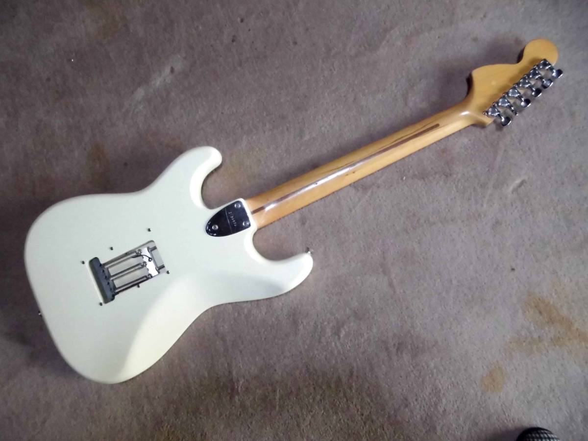 80年代フジゲン製 Squier by Fender Stratocaster スクワイヤー