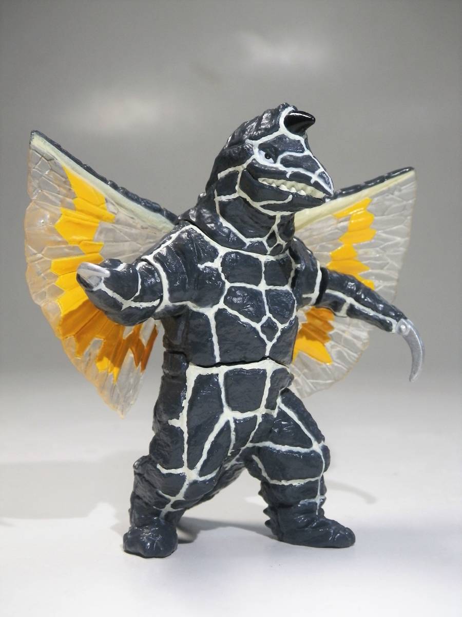 ヤフオク! - どくろ怪獣 レッドキング 彗星怪獣 ドラコ 冷凍怪獣 ギガ...