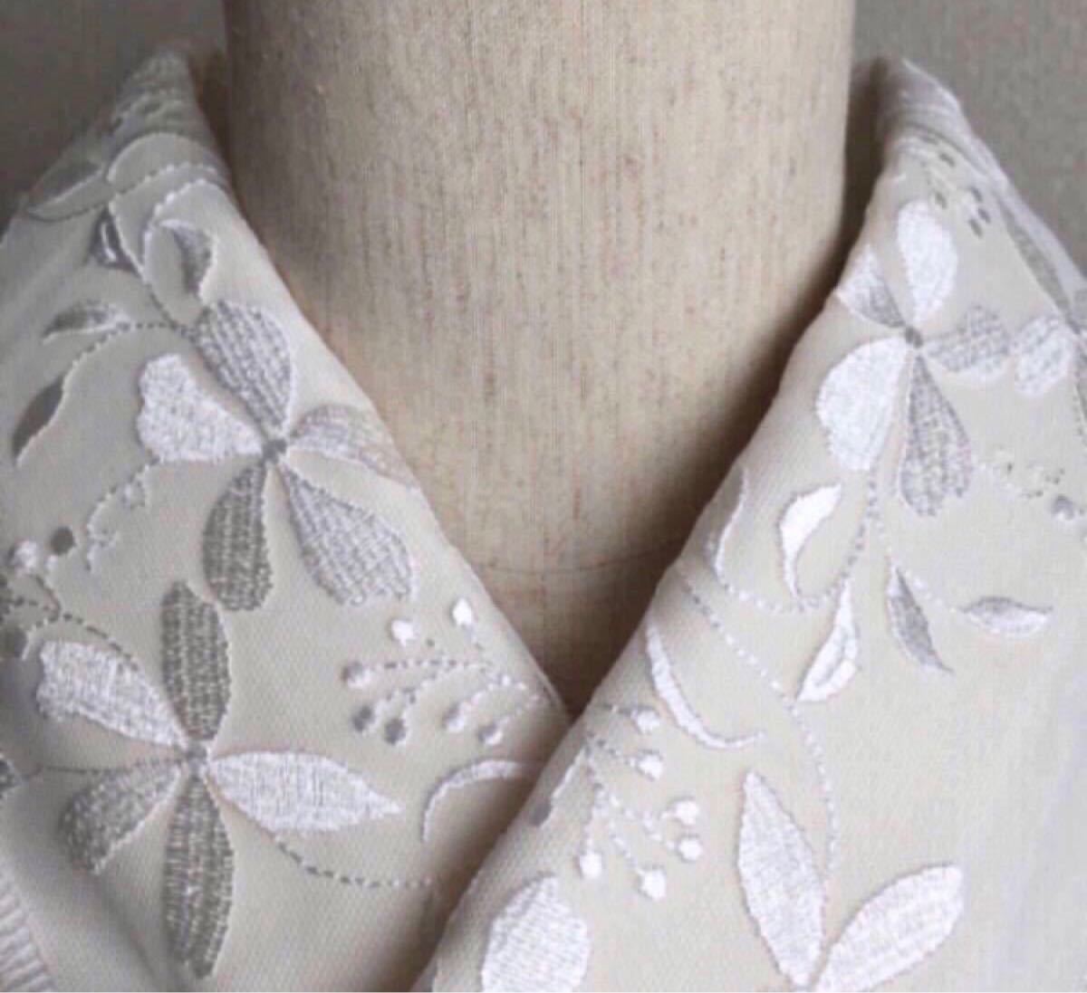 洗える刺繍半衿　白花