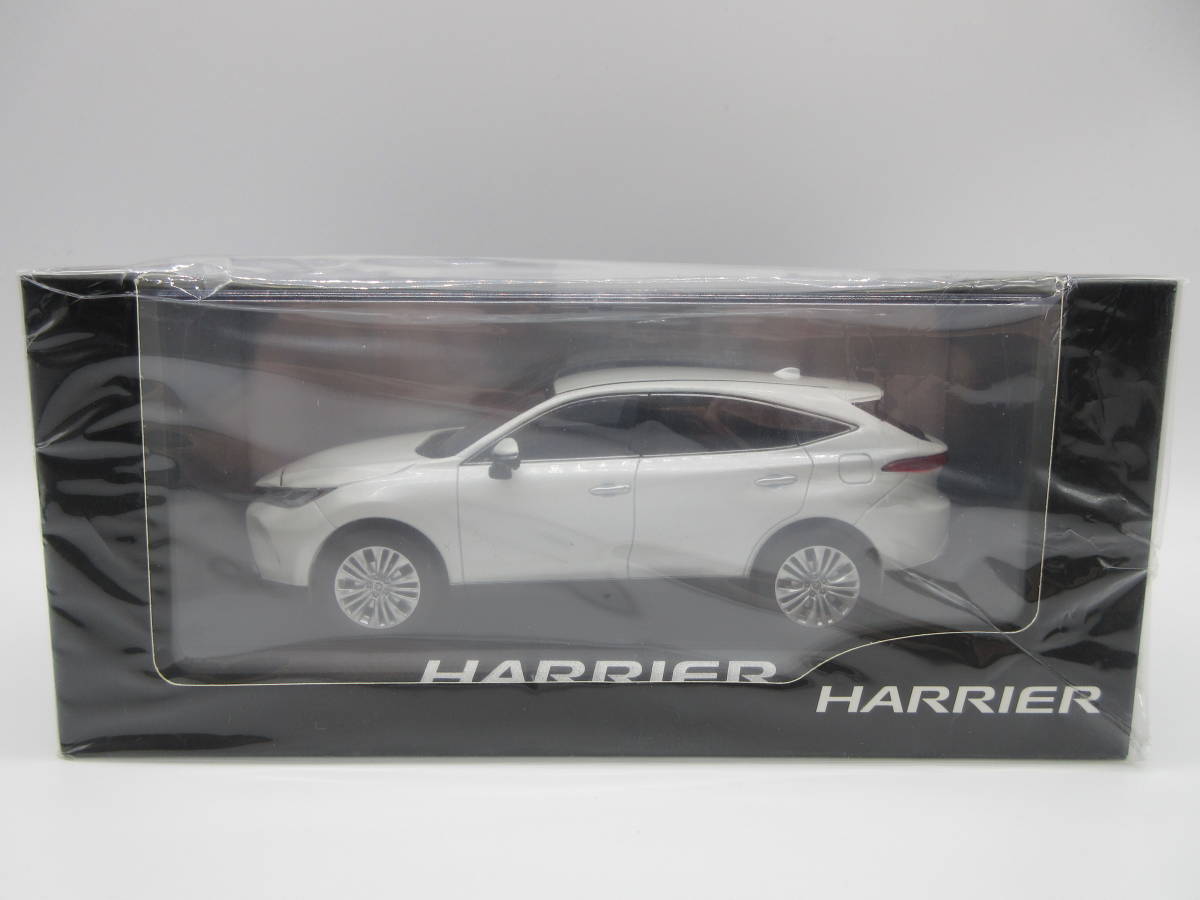 1/30 トヨタ 新型ハリアー HARRIER 2020 最新モデル カラーサンプル