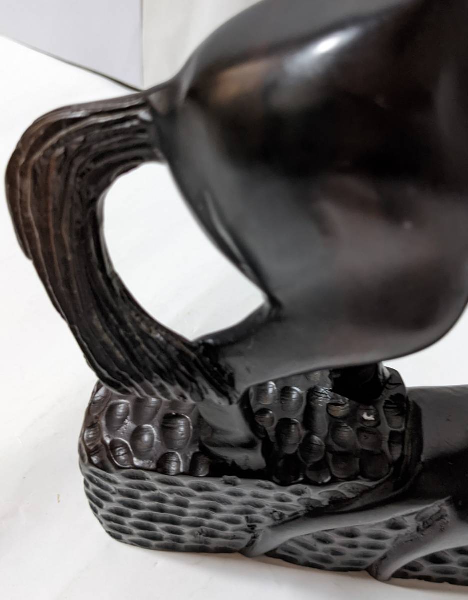 いななく馬/黒檀/木彫り/彫刻/置物/重量:835g/サイズ:W20×H28.5