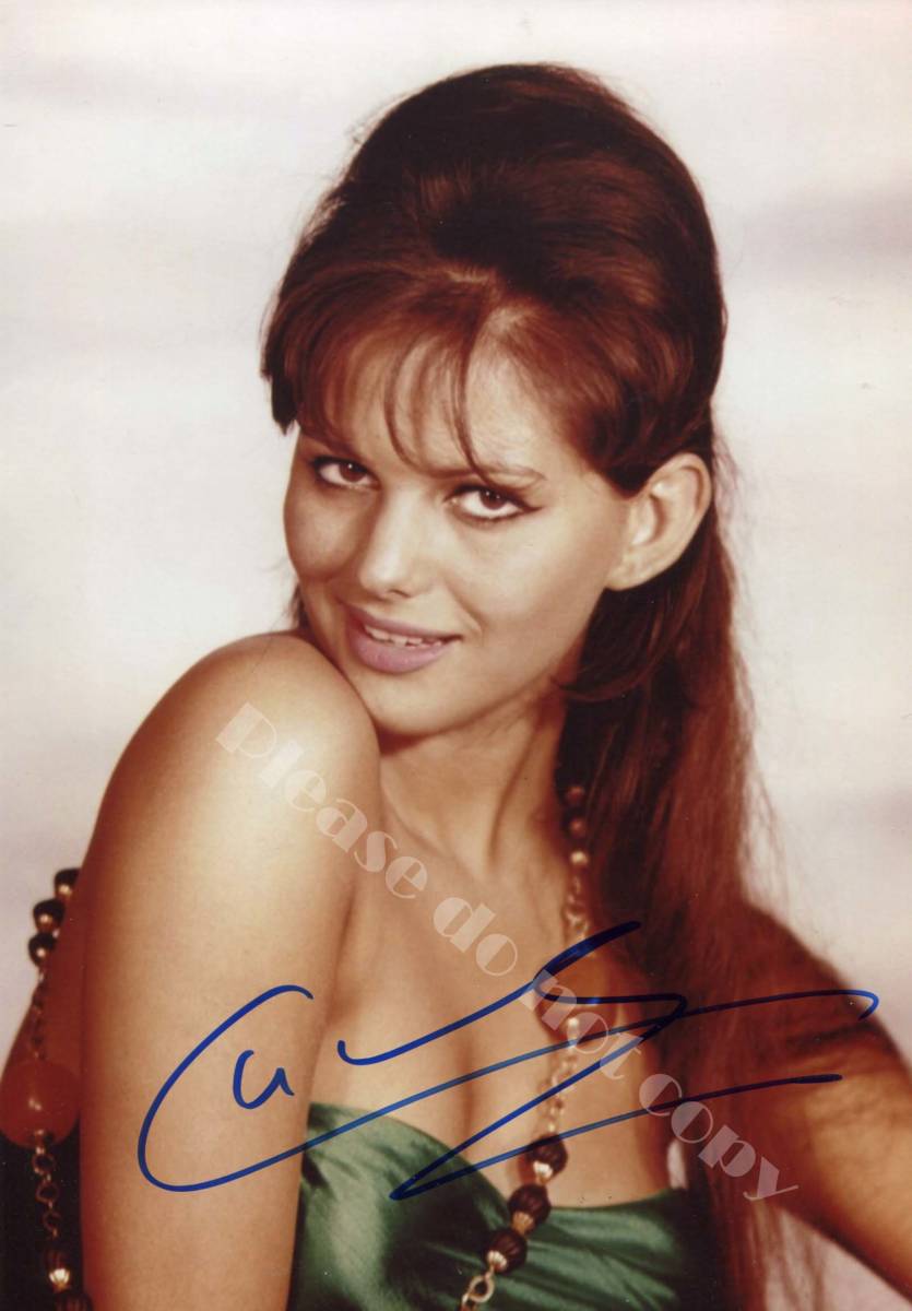 Claudia Cardinale クラウディア・カルディナーレ サイン フォトの画像1