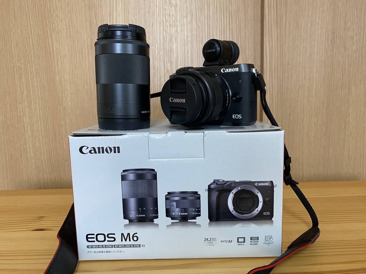 ☆超美品☆ キャノンEOS M6ダブルズームレンズキット 豪華付属品