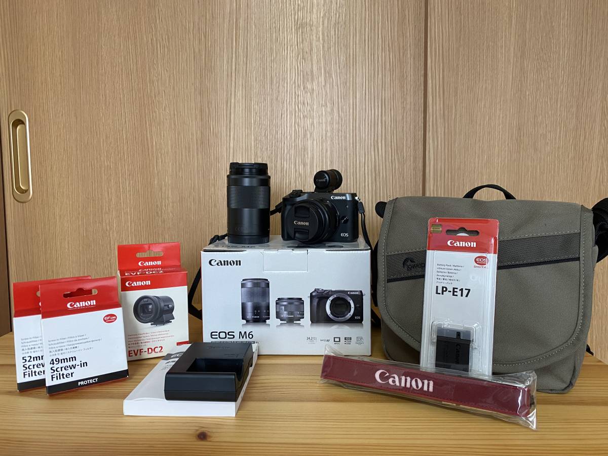 ☆超美品☆ キャノンEOS M6ダブルズームレンズキット 豪華付属品