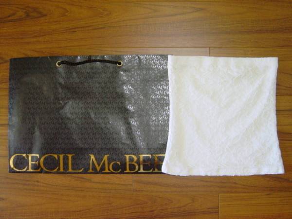 ◆新品CECIL McBEEセシルマクビー◆白レース チューブトップ★ホワイト ベアトップ