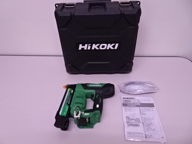 送料無料 美品 ハイコーキ HiKOKI 36Vマルチボルトコードレス 40mm 仕上釘打機(本体のみ・ケース付) NT3640DA