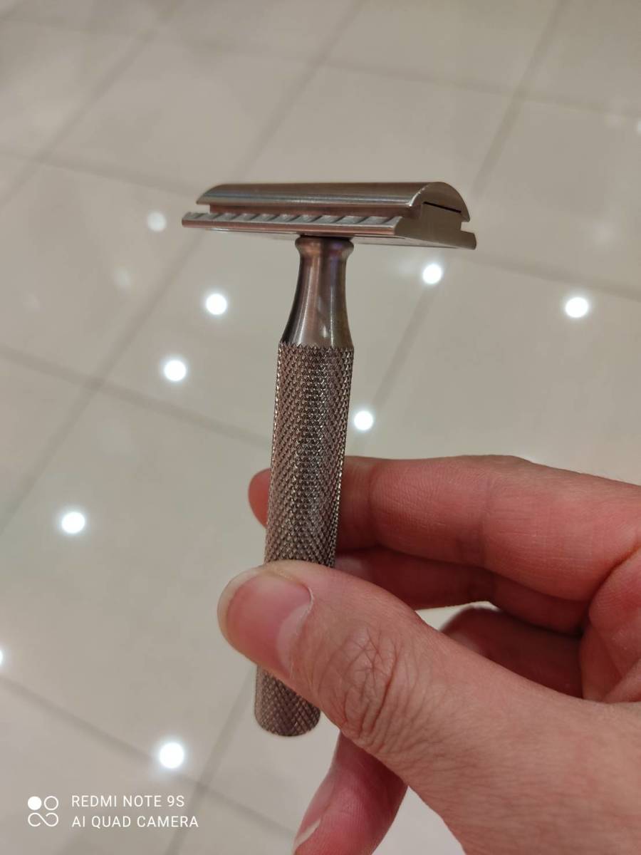 Above the tie Razor H1 カミソリ ステンレス 両刃 ホルダー att www