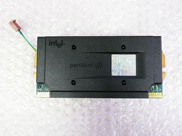 Intel Pentium III 800EB 800MHz SECC2 Slot1 800/256/133/1.65V SL458_画像1