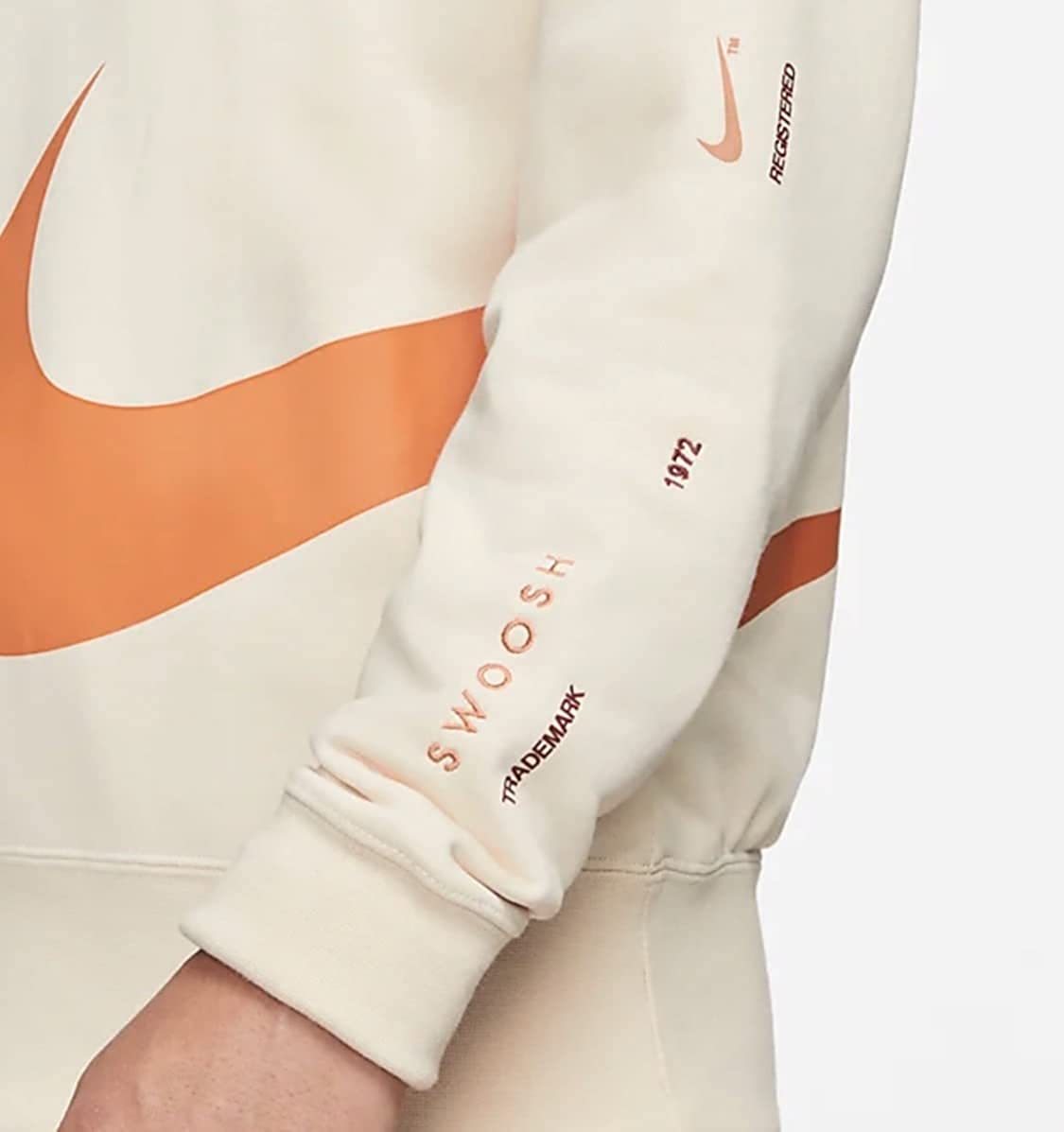 最後 XL NIKE NSW SWOOSH FT スウェット クルー 検 ビッグスウッシュ デカロゴ 春夏フリース トレーナー クリーム ペール オレンジ_画像3