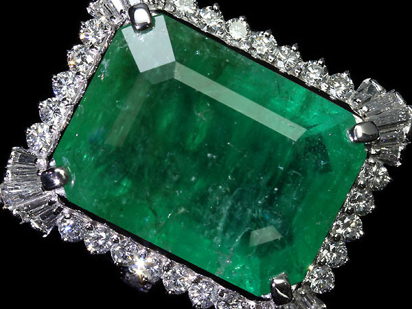 5793ST【1円～】新品【RK宝石】≪Emerald≫ 豪華絢爛!! 天然エメラルド 超特大17.00ct!! 極上ダイヤモンド 総計1.47ct! Pt900 超高級リング_画像1