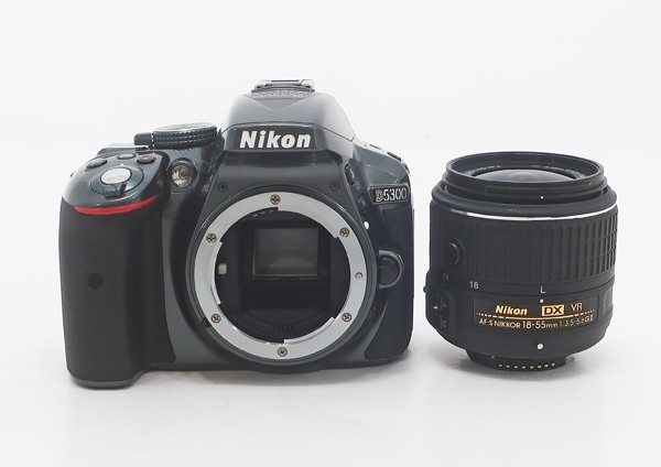 ◇美品【Nikon ニコン】D5300 18-55 VR II レンズキット デジタル一眼