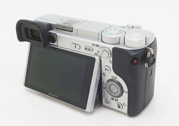 ◇美品【SONY ソニー】α6400 ダブルズームレンズキット ILCE-6400Y