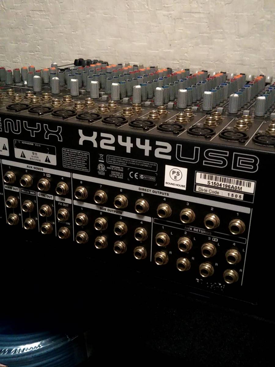 ☆良品 3ヶ月間動作保証付☆BEHRINGER / XENYX X2442USB アナログ