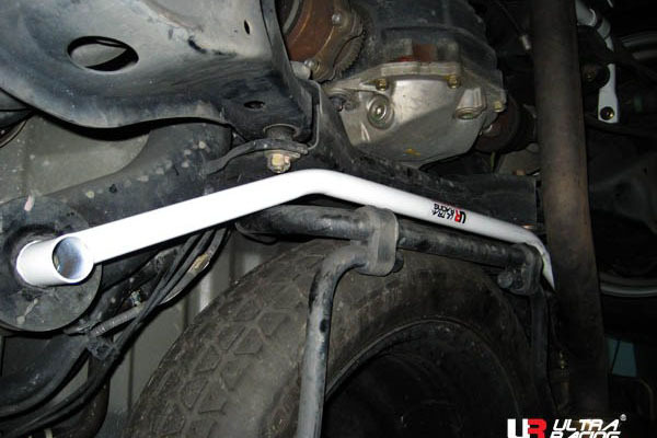 [Ultra Racing] rear member brace Nissan Elgrand E51 02/05-10/08 [RL2-500]