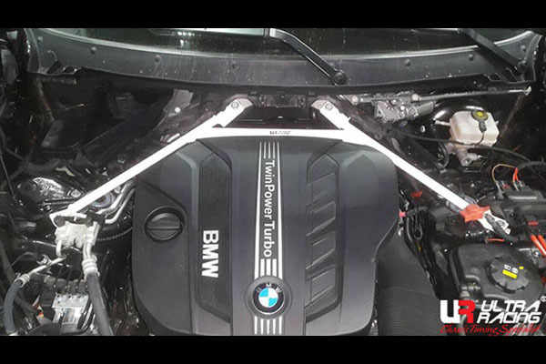 【Ultra Racing】 フロントタワーバー BMW X5 F15 KT20 13/11-18/8 [TW4-3408]