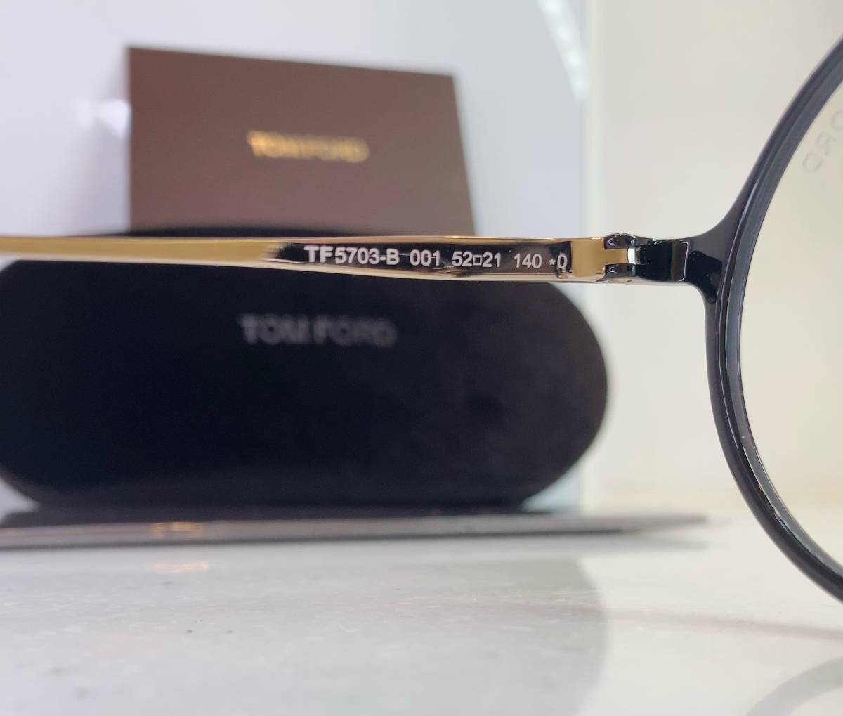 TOM FORD TF5703-B 053 メガネ ブルーライトカット ラウンド
