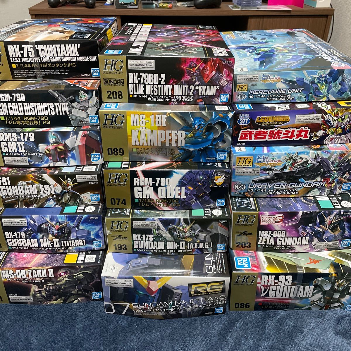 ガンプラ 16個セット ガンプラ 16個セット