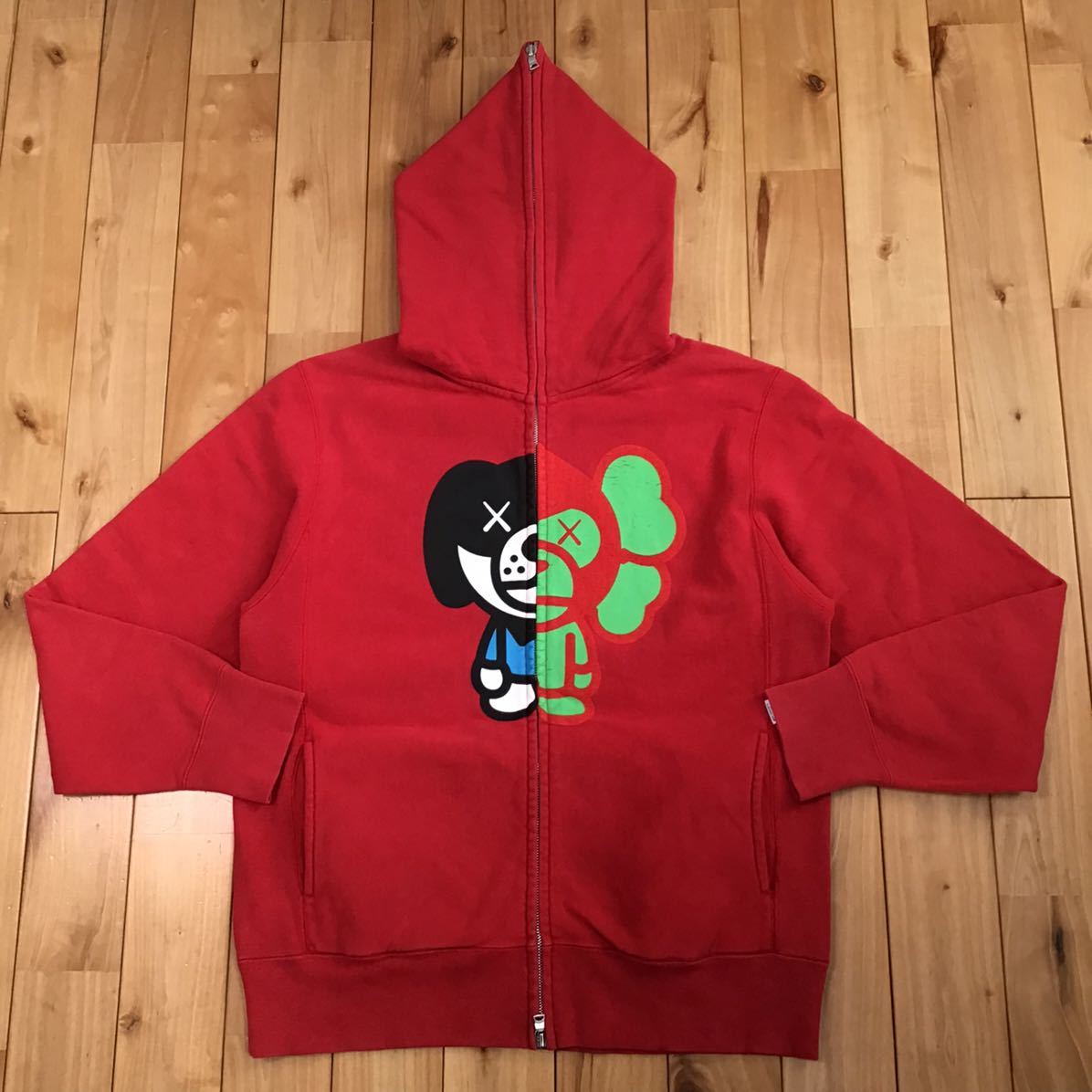 kaws × milo フルジップ パーカー Sサイズ Red a bathing ape bape full zip hoodie カウズ エイプ ベイプ アベイシングエイプ マイロ m0_画像1