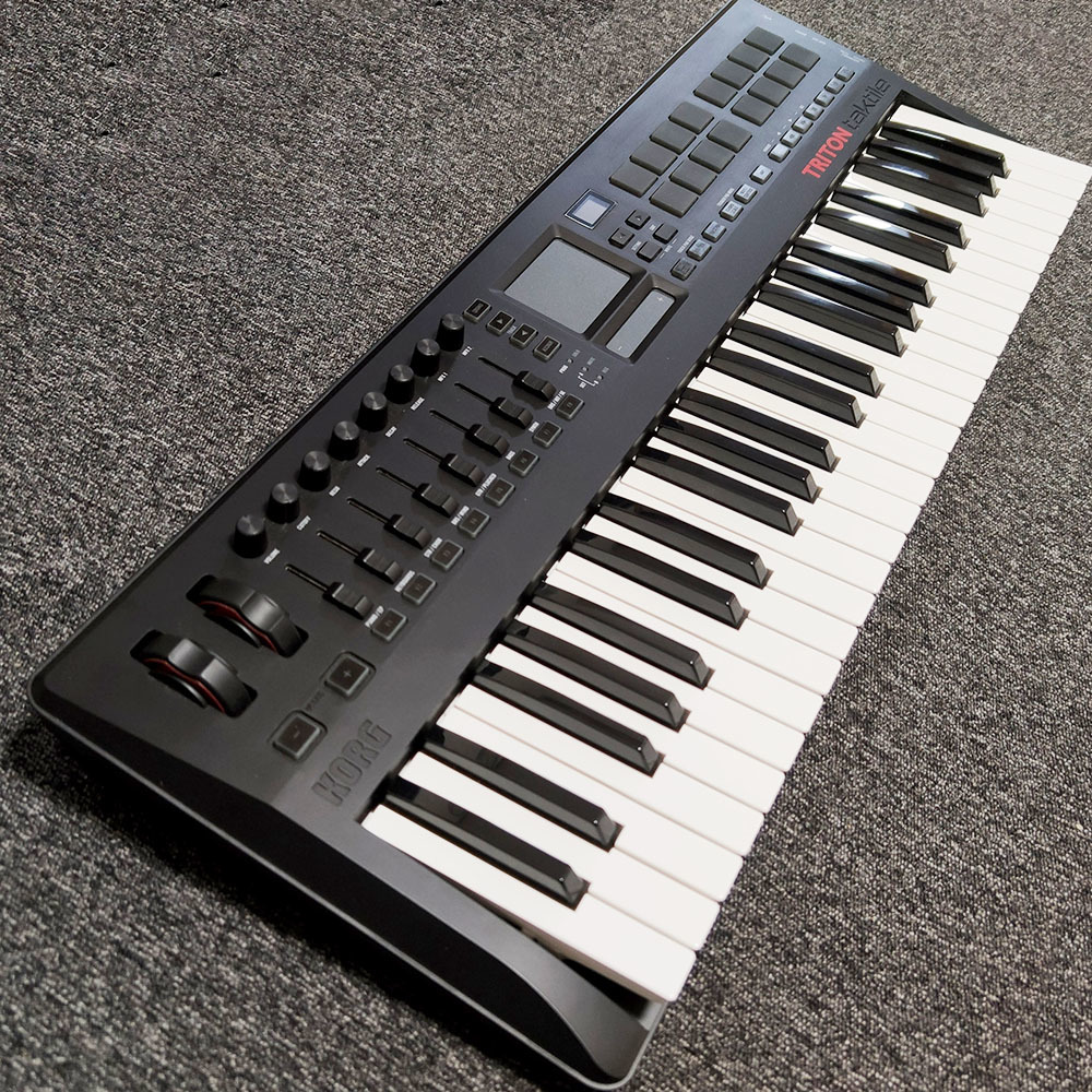 ◆美品◆KORG TRITON taktile 49◆シンセサイザー USBコントローラー 49鍵盤◆