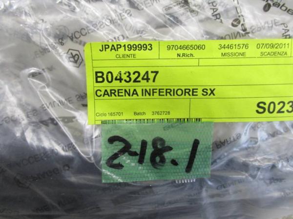 ☆左右セット☆ 純正(B043247) アンダーカウル ボトムフェアリング アプリリア RSV1000 V4 トゥオ―ノ aprilia TUONO 2-18.1_画像3