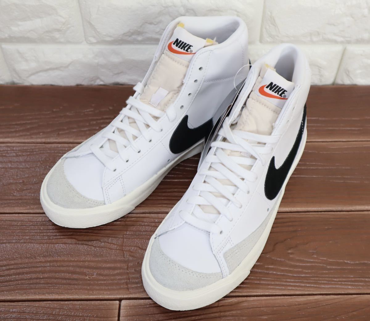 完売商品 新品 23 5㎝ NIKE ナイキ ブレーザー MID '77 BLAZER 完売商品 新品 23 5㎝ NIKE ナイキ ブレーザー MID '77 BLAZER