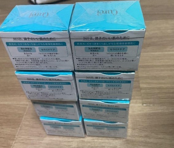 1セット限定【新品未開封】◇40g×8個◇キュレル 潤浸保湿 フェイス