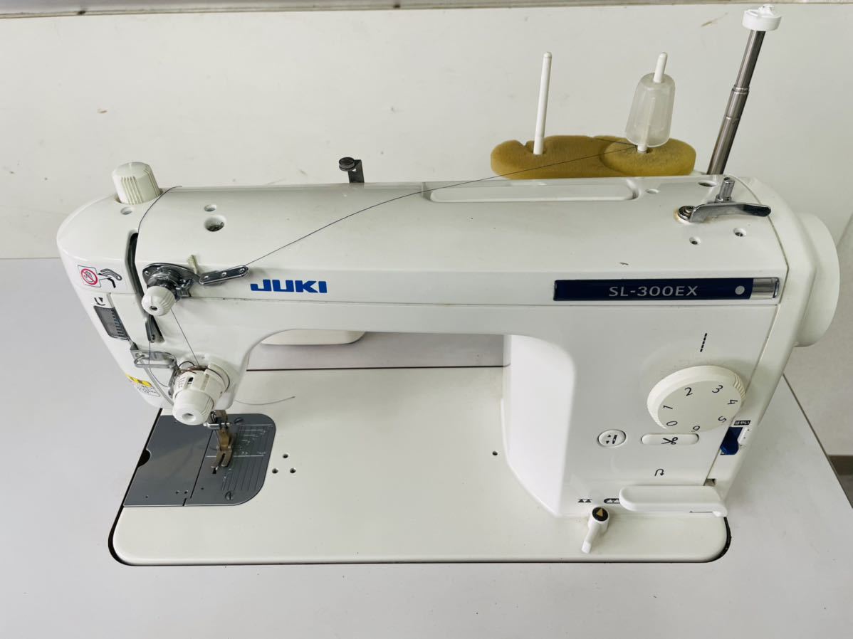 JUKI / 職業用本縫いミシン/ SL-300EX / 中古品/ 通電確認のみ/ H079 