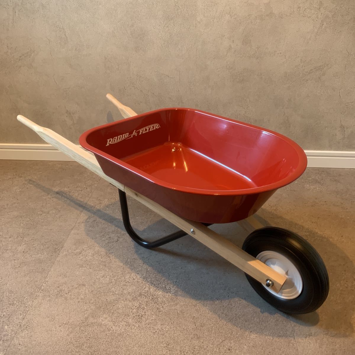  new goods radio Flyer RADIO FLYER wheelbarrow Kids kids little red Wagon buggy Cart Carry wheel ba low handcart pickup possible 