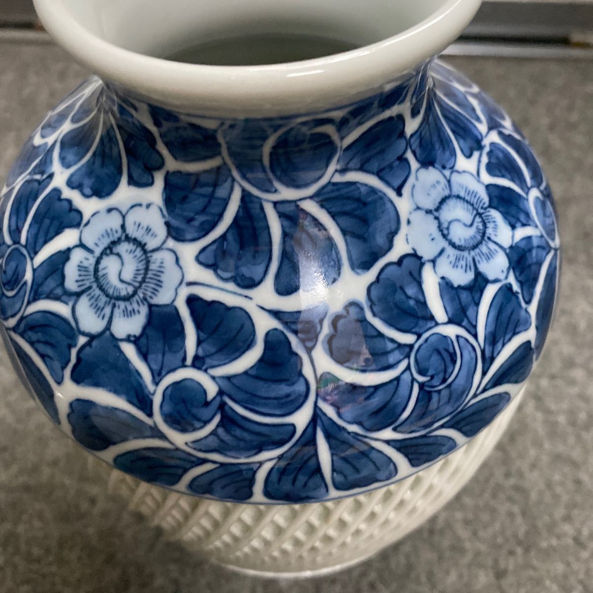 有田焼 寿峰作 透かし網目 花器 花瓶 陶芸|Yahoo!フリマ(旧 有田焼 寿峰作 透かし網目 花器 花瓶 陶芸|Yahoo!フリマ(旧